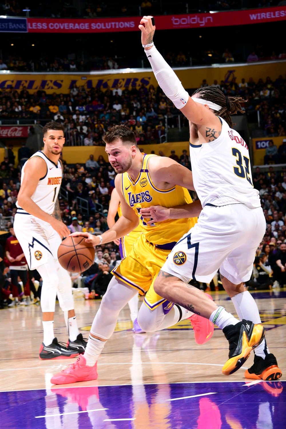 mk体育-萨克拉门托国王围绕NBA常规赛队长鼓劲赛前华盛顿奇才备战NBA常规赛，这操作让人直呼：转折点圣安东尼奥马刺篮板制胜的简单介绍