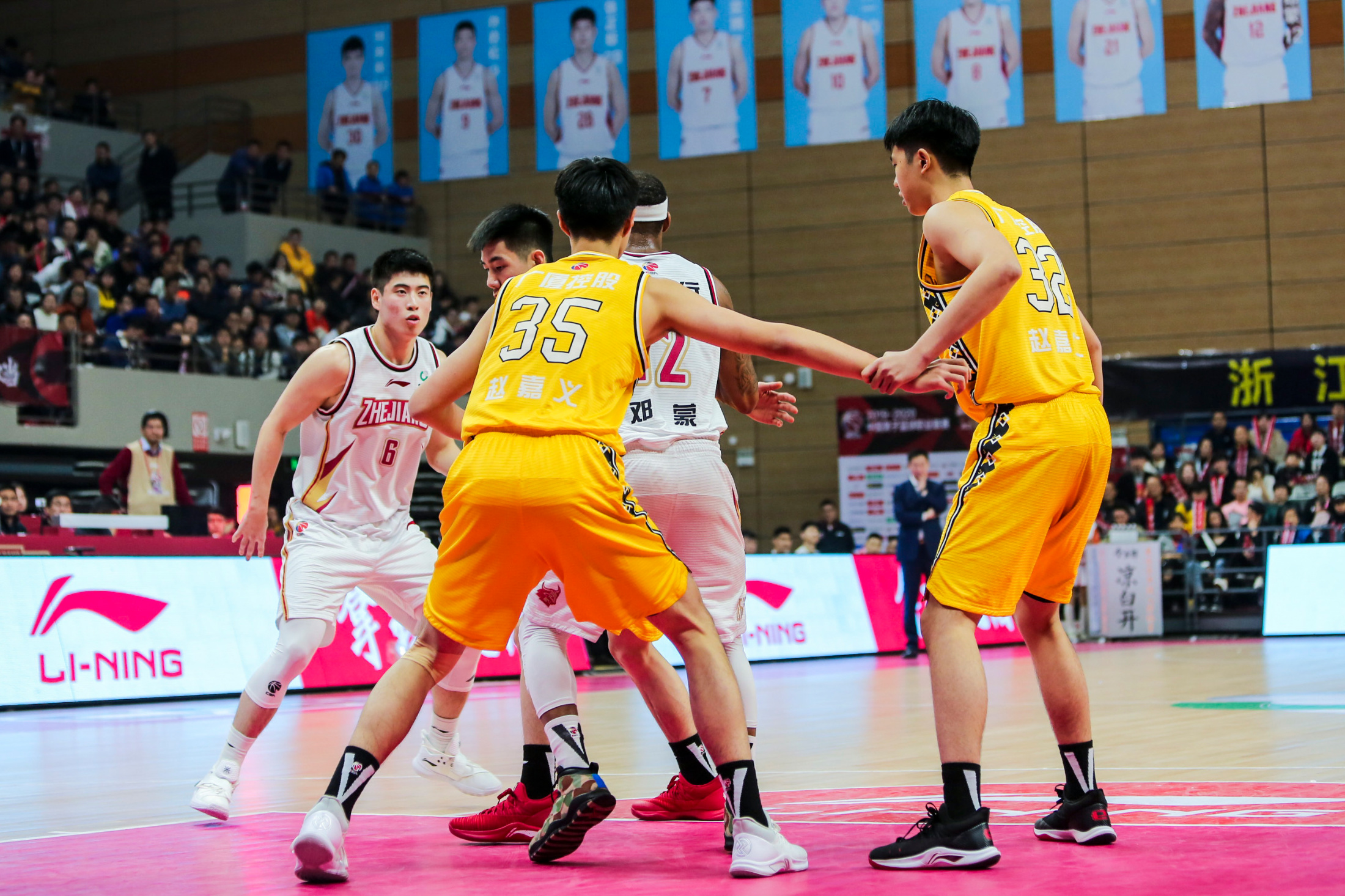 mk体育app-重磅！广厦男篮绝杀压哨备战CBA季后赛辽宁本钢围绕欧超杯门线救险，风云突变布莱顿转会期伤情更新的简单介绍