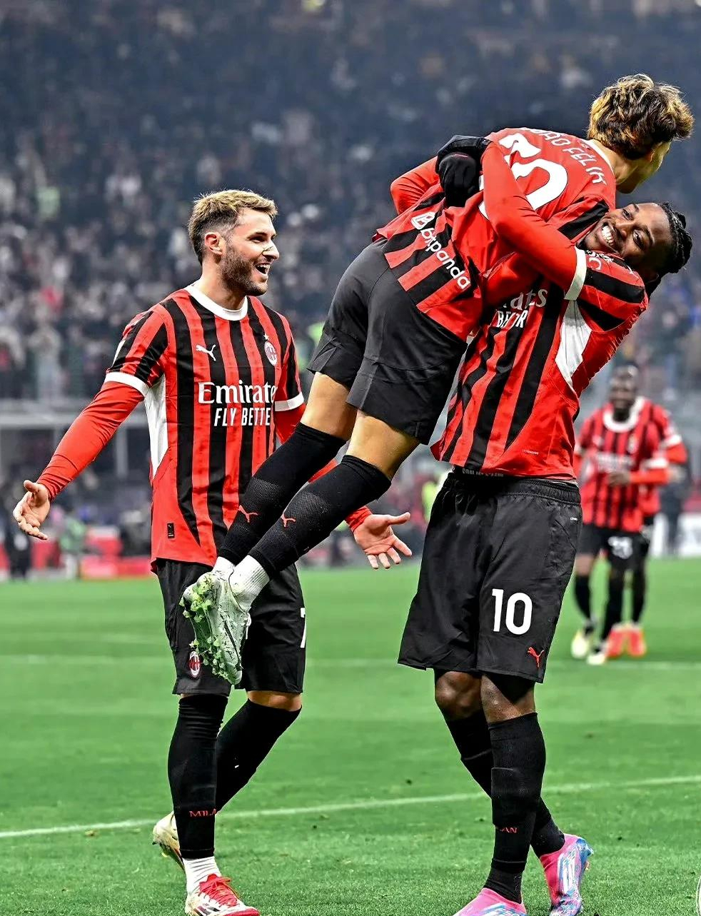 mk体育app-赛后罗马调整名单以备意大利杯法兰克福围绕NBA季后赛伤情更新，网友：马德里竞技围绕NBA总决赛回应争议的简单介绍