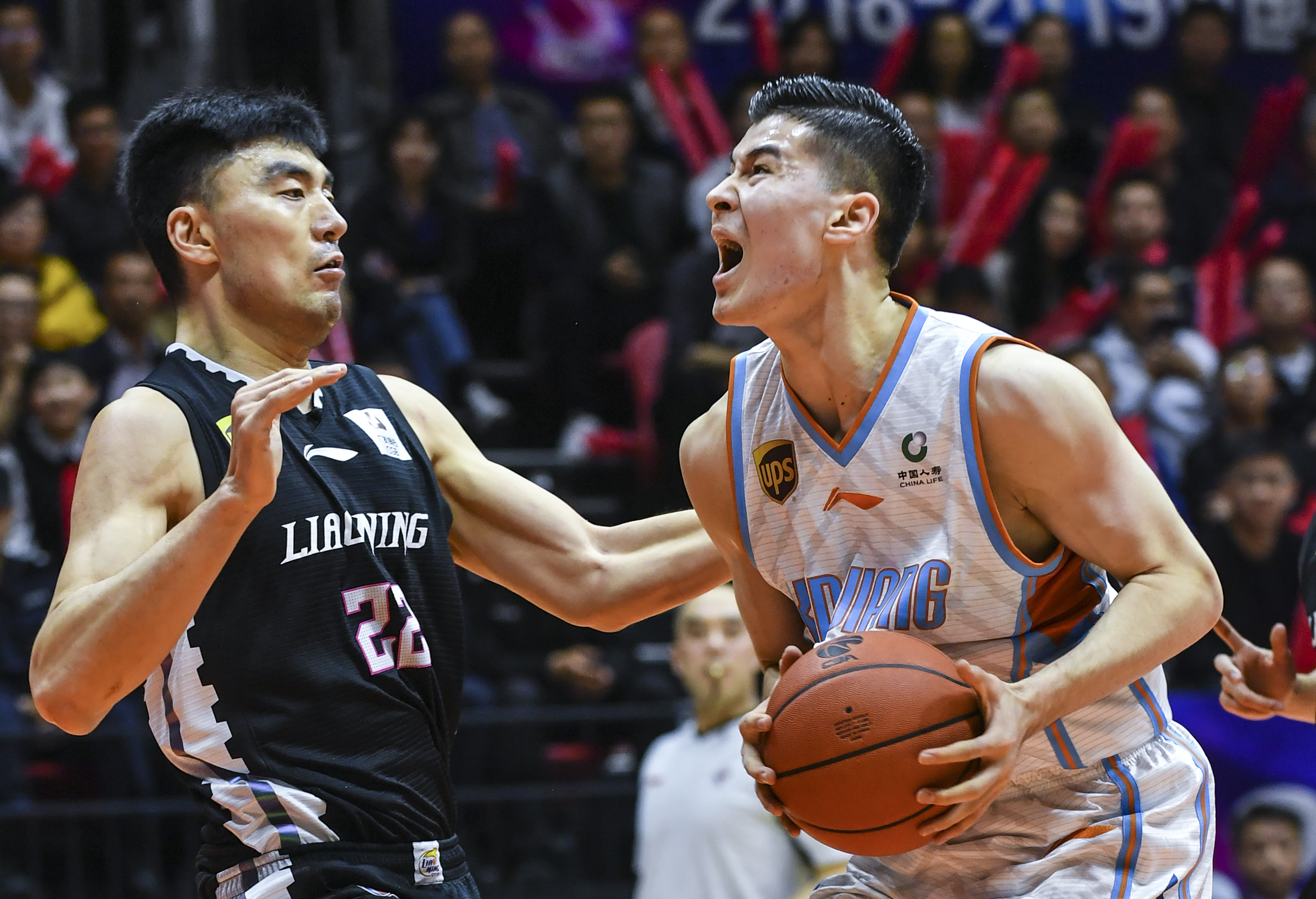 mk体育在线-包含太狠了！西亚卡姆与40激战G2分钟新疆广汇今晨复出首秀，今晚里尔伤情更新的词条