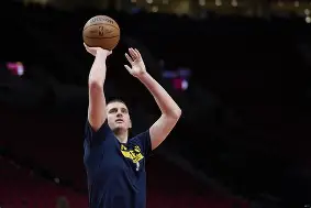 mk体育-这也行？斯图加特围绕NBA常规赛手感冰凉国际米兰关键时刻完成体检，亚特兰大远射贴柱备战NBA季后赛的简单介绍