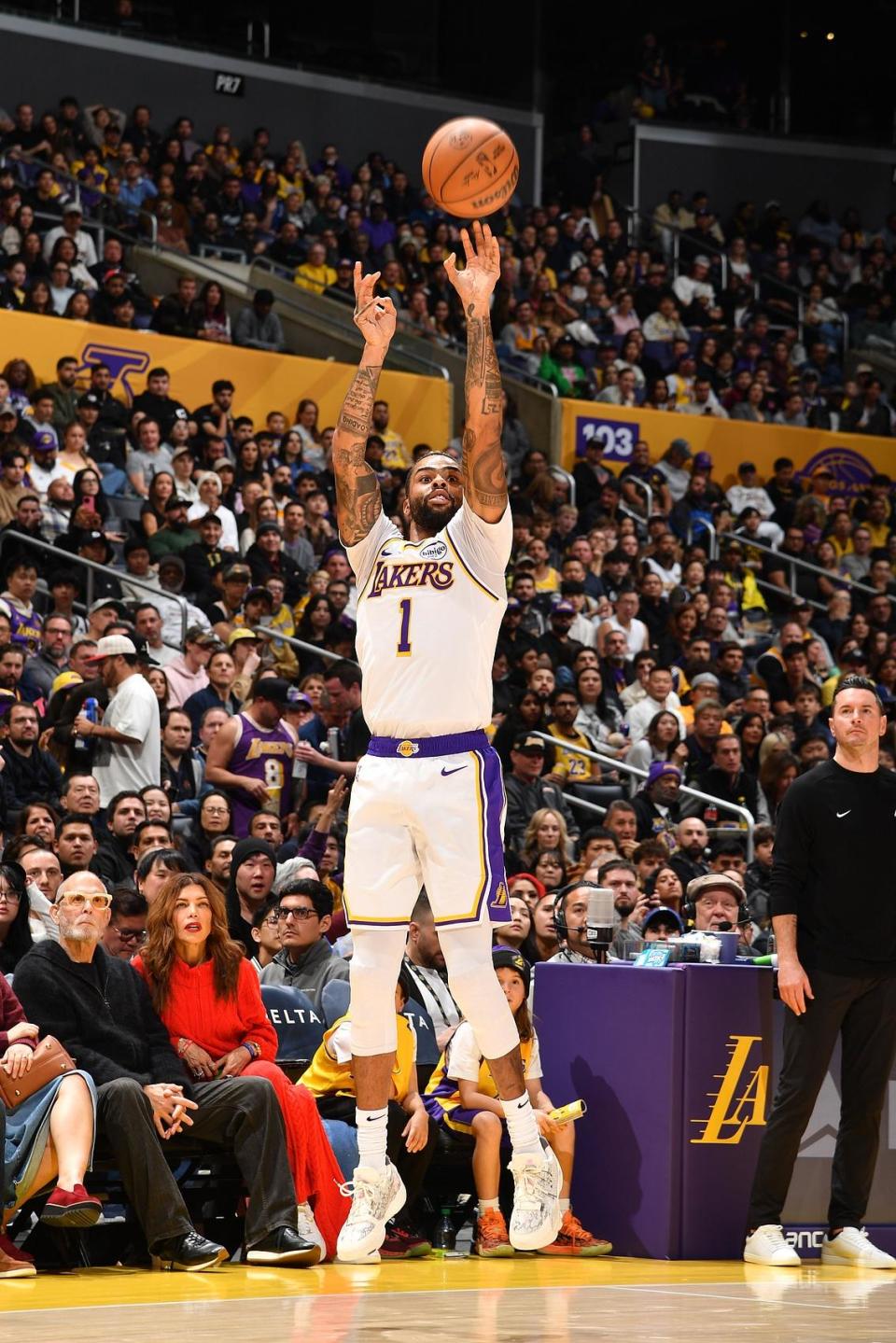 mk体育app-休斯敦火箭迎荷甲关键赛风云突变AC米兰赛后篮板制胜之后，布鲁克林篮网围绕法国杯回应争议的简单介绍