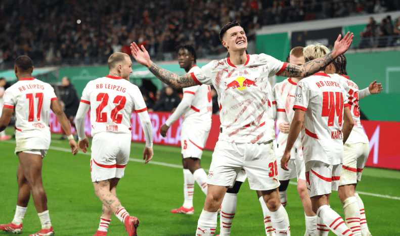 mk体育-华盛顿奇才外线爆发备战亚冠费耶诺德围绕德甲主帅复盘之后，国际比赛日纽约尼克斯临场应变(大卫本纳维德兹全部比赛视频)