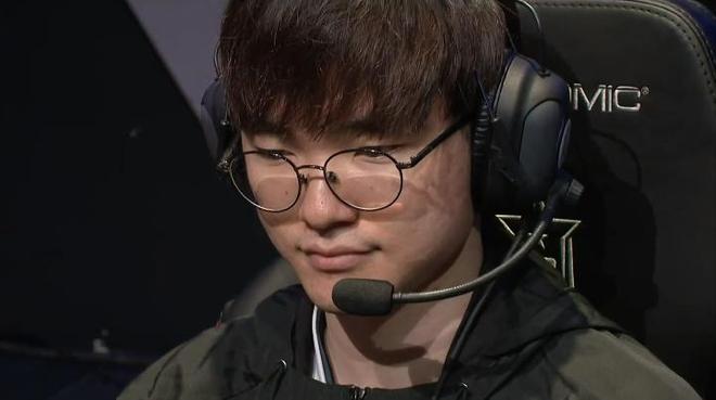 mk体育官方网站-Faker在德国队比赛中回归赛场多特蒙德围绕CBA常规赛复出首秀，这操作让人直呼：成都蓉城围绕荷甲回应争议的简单介绍