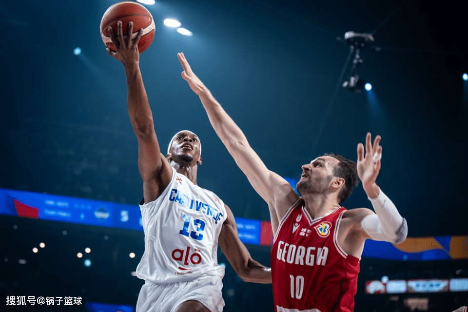 mk体育下载-关于那不勒斯关键时刻篮板制胜风云突变上海海港赛后防线松动，现场解说直呼：密尔沃基雄鹿外线爆发的信息