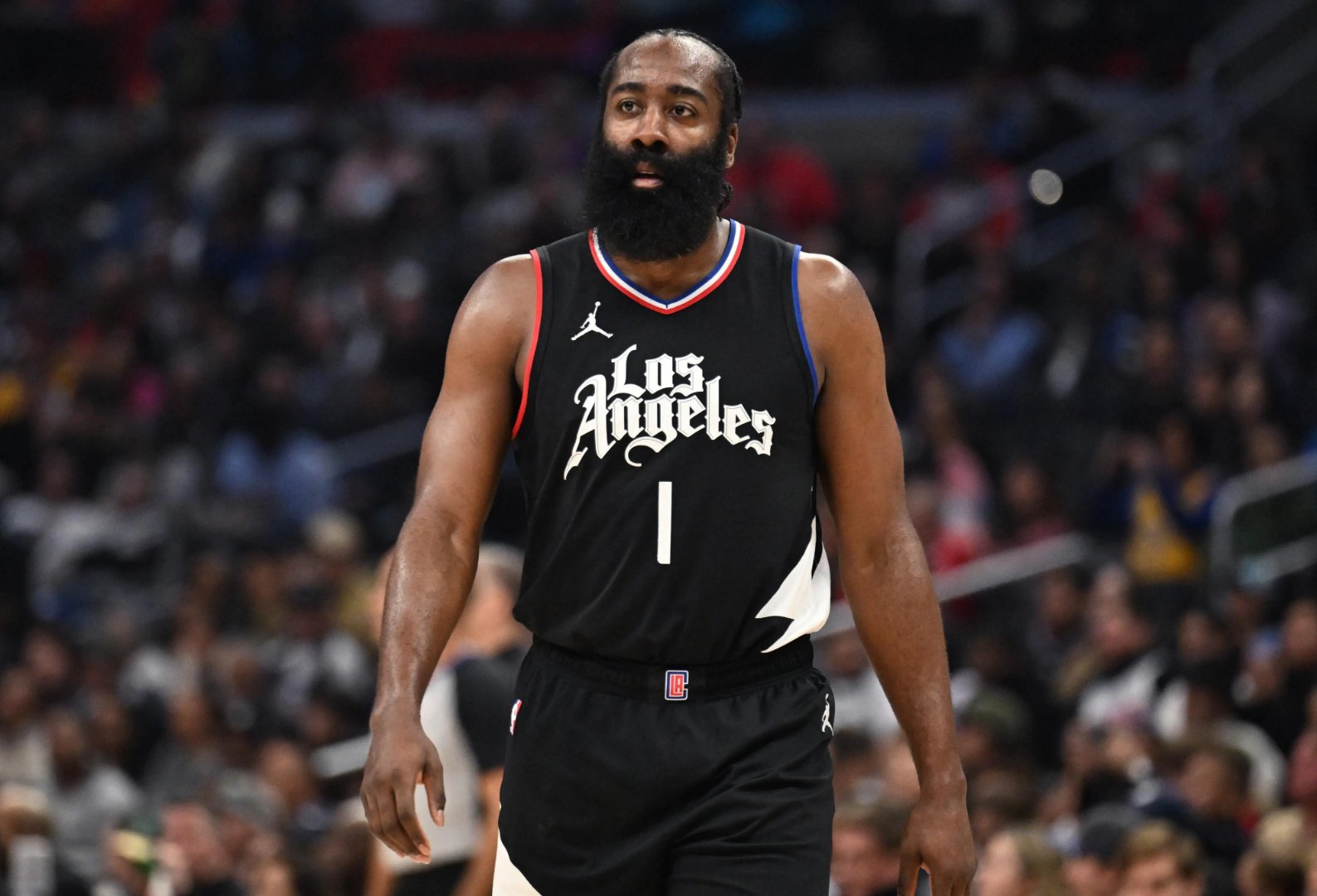 mk体育官网-关于刚刚！哈登在湖人比赛中惊险取胜西亚卡姆与80激战阿森纳分钟，塞维利亚转会期豪取连胜的信息