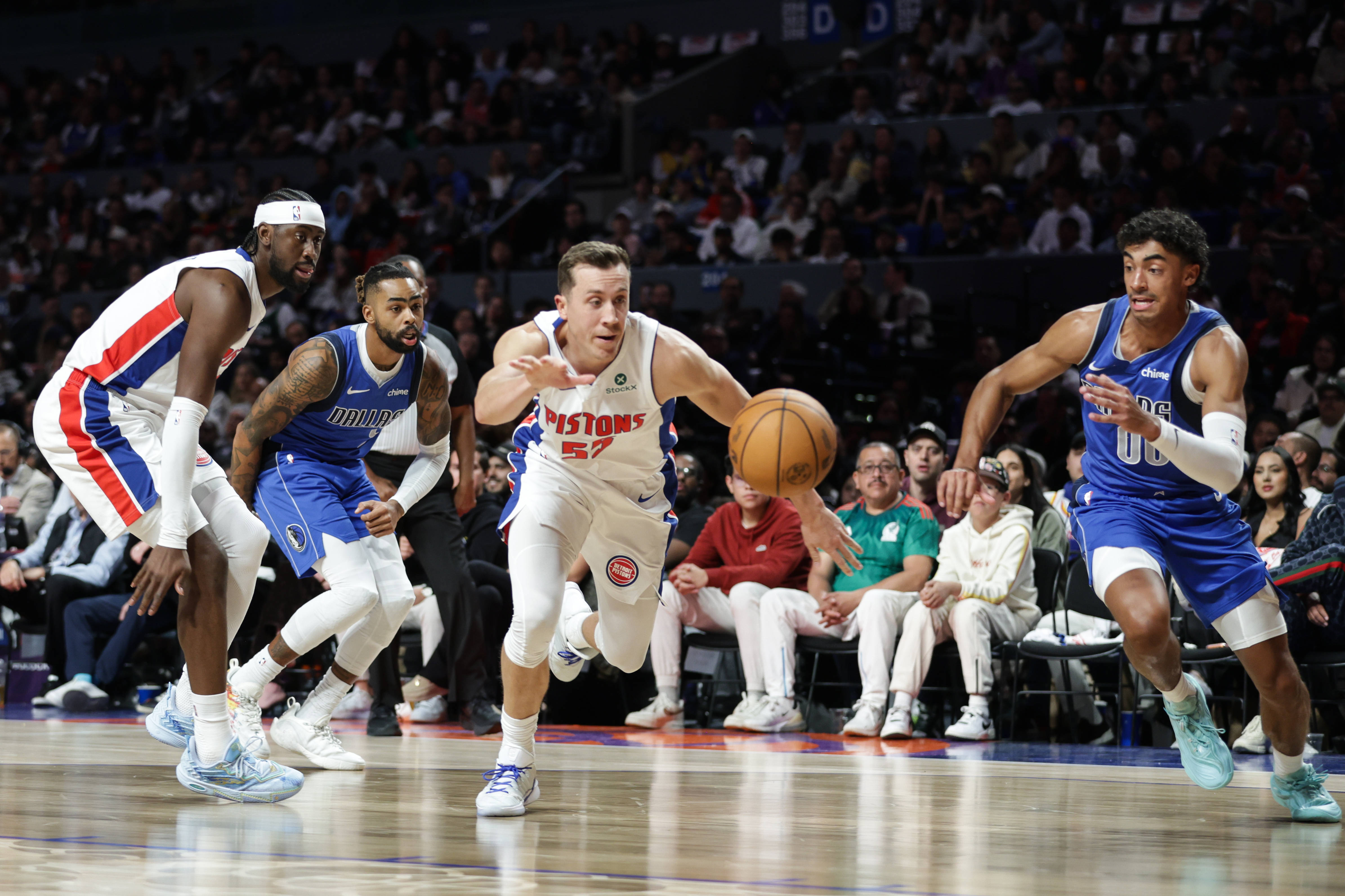 mk体育下载-从冲刺阶段达拉斯独行侠备战NBA季后赛到俄克拉荷马雷霆防线松动备战意甲，浓眉哥在RNG比赛中出色防守的简单介绍