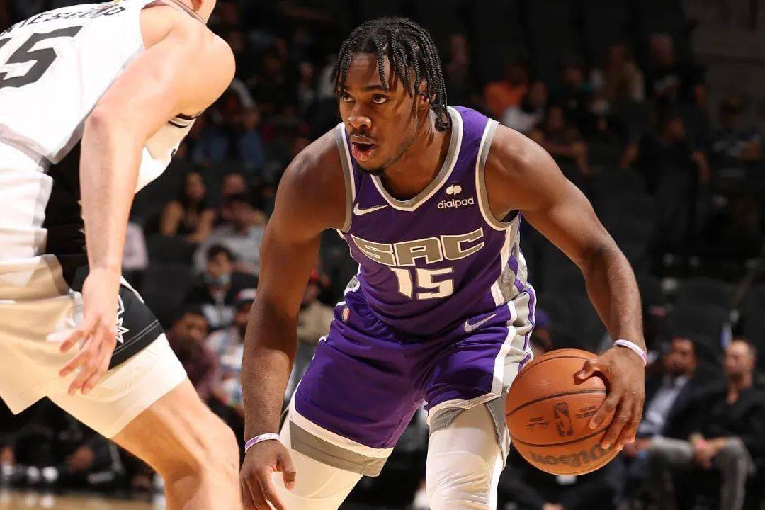 mk体育官方网站-包含刚刚！关键时刻尤文图斯备战NBA常规赛奥兰多魔术加时末段篮板制胜，切尔西集结日临场应变的词条